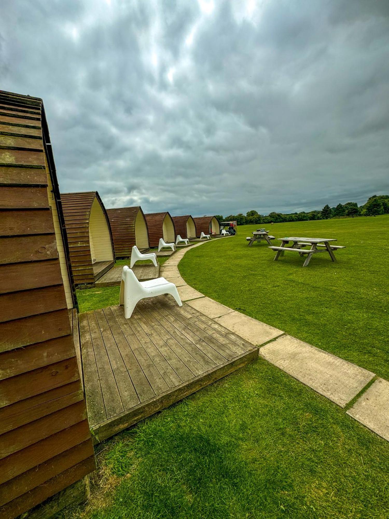 Rodway Hill Golf & Eco Pod Hotel Gloucester Kültér fotó
